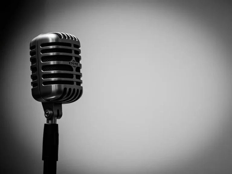 Microphone Dream Meaning: Uncovering the Symbolic Significance